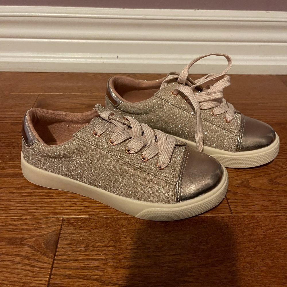 Girls’ Cynthia Rowley sneakers